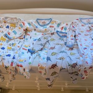 LOT of FOUR MAGNETIC ME sleeper footies